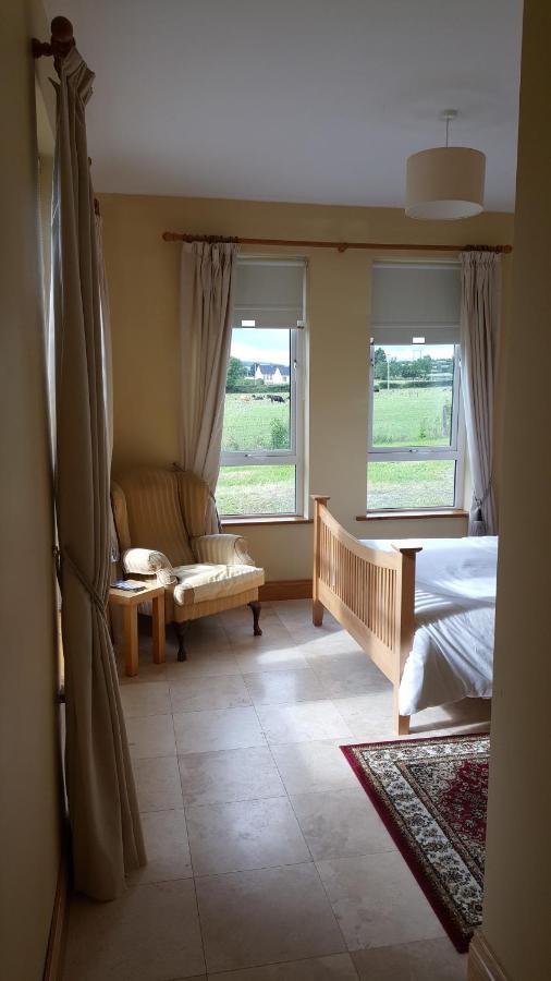 Room With A View Mullinavat 外观 照片